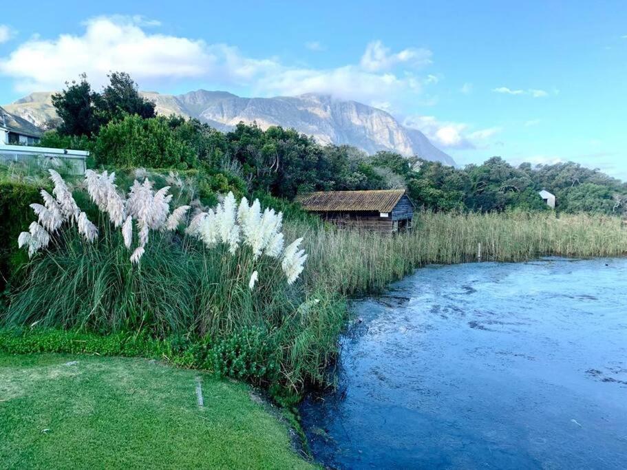Great Spot With A View In , South Africa Casa de Férias